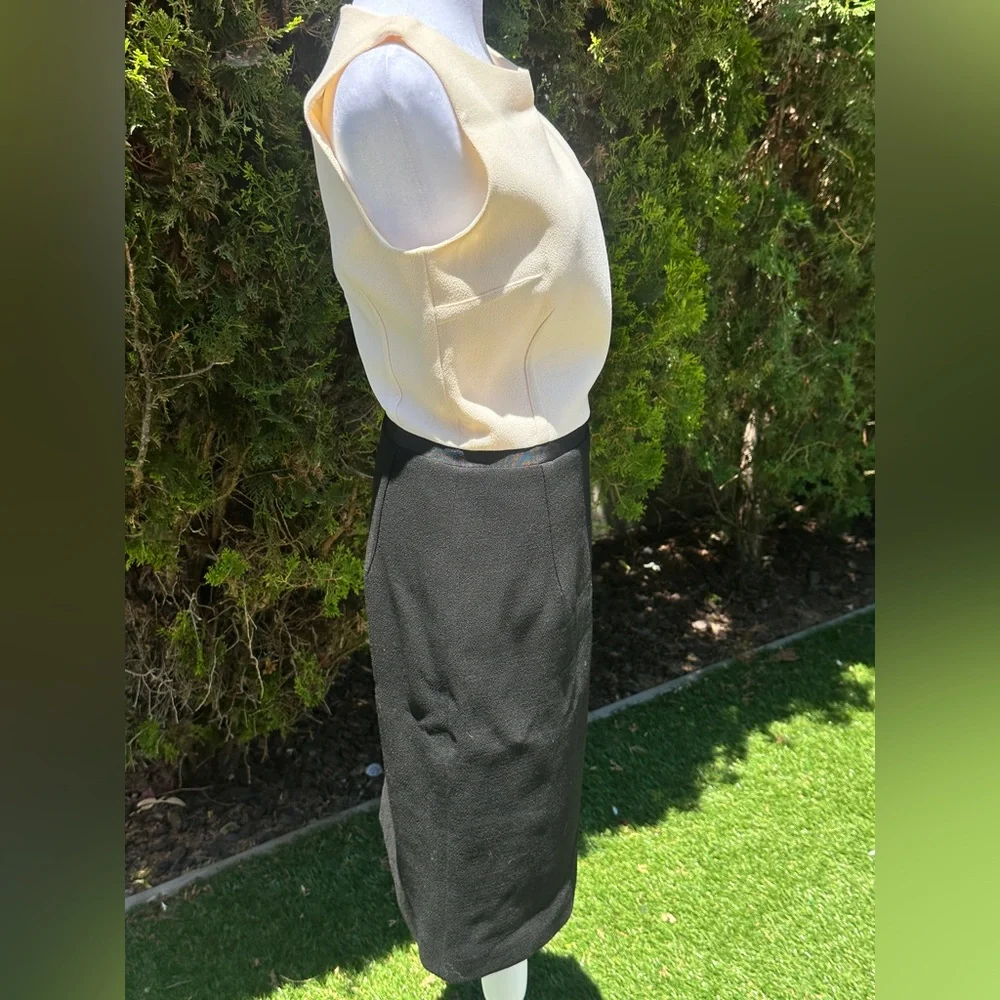 Michael Kors Two-Tone Sleeveless Mini Dress Ivory/Black Wool Crepe Size 6 - Picture 2 of 7